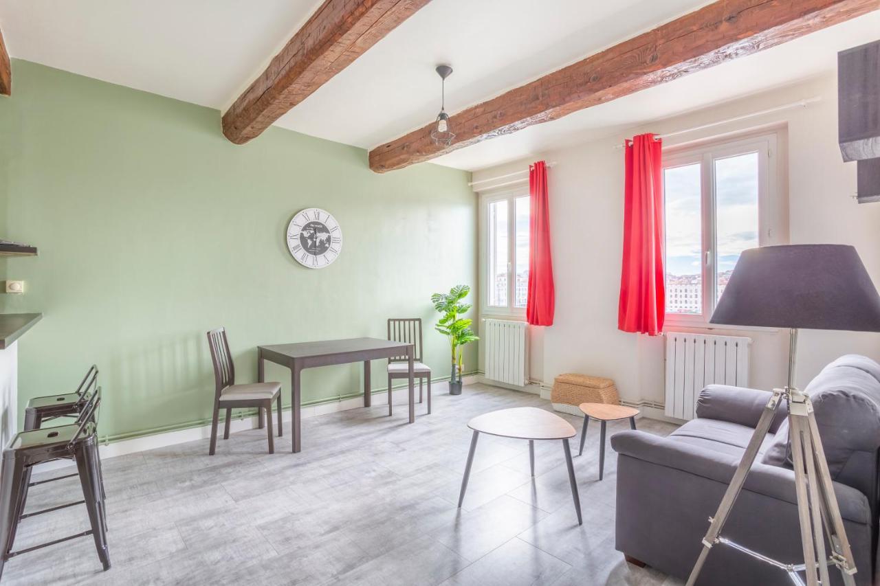Hostel Ambassade Bretonne Vieux-Port Marsilya Dış mekan fotoğraf